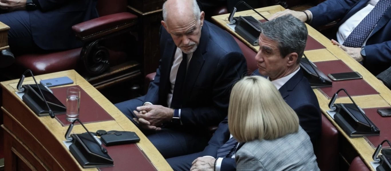 «Εμφύλιος» στο ΚΙΝΑΛ - Γ.Παπανδρέου: «Έχω τις απόψεις μου» - Ν.Γιαννακοπούλου: «Δεν μπορούμε να συνυπάρχουμε»